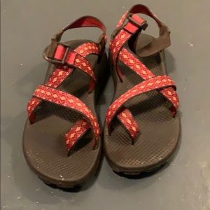 Women’s Chaco sandals with back